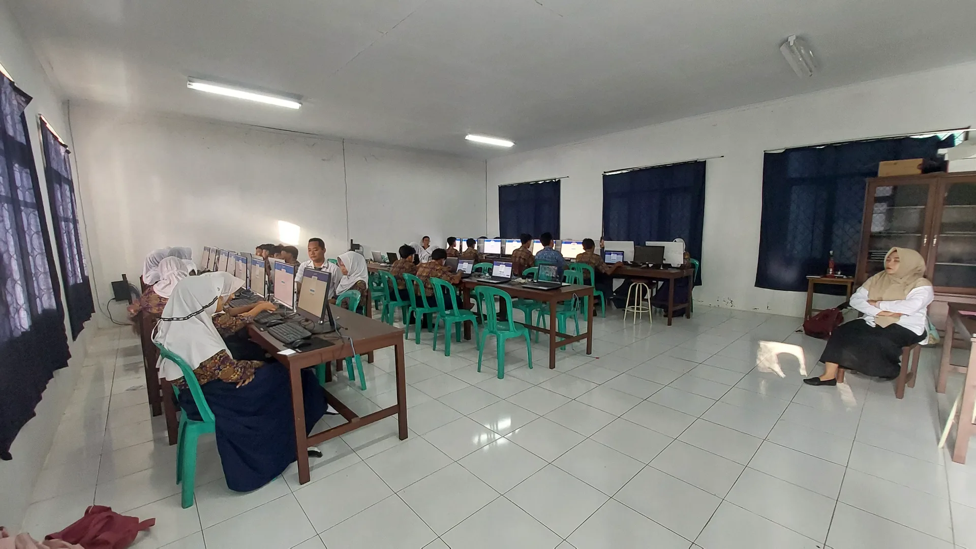 Kegiatan di Lab. Komputer