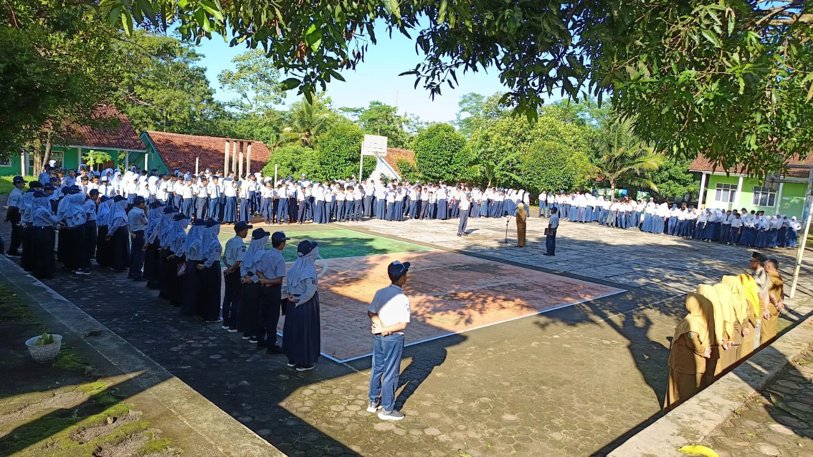 Kegiatan Upacara hari Senin